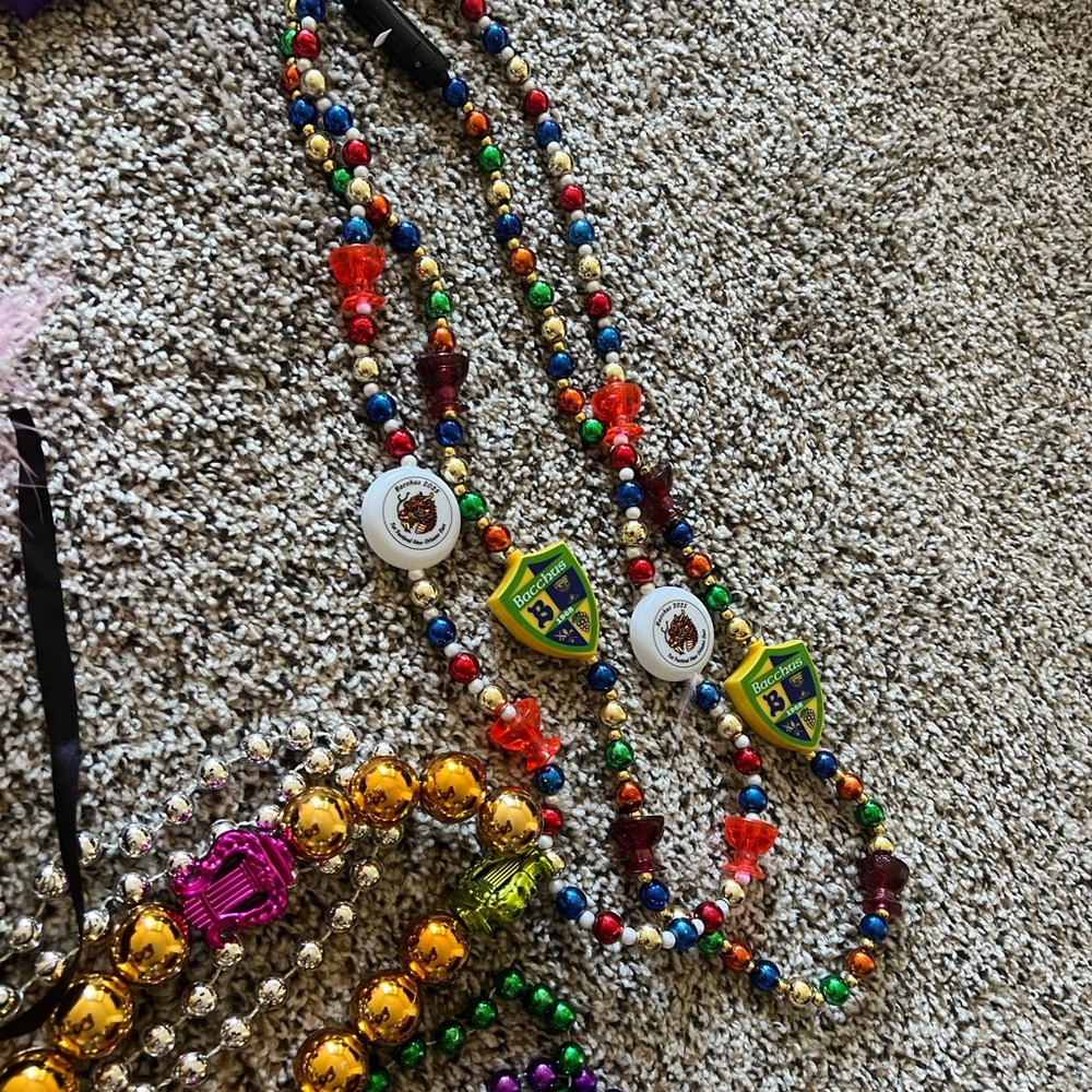 Mardi Gras bundle - Picture 5 of 11